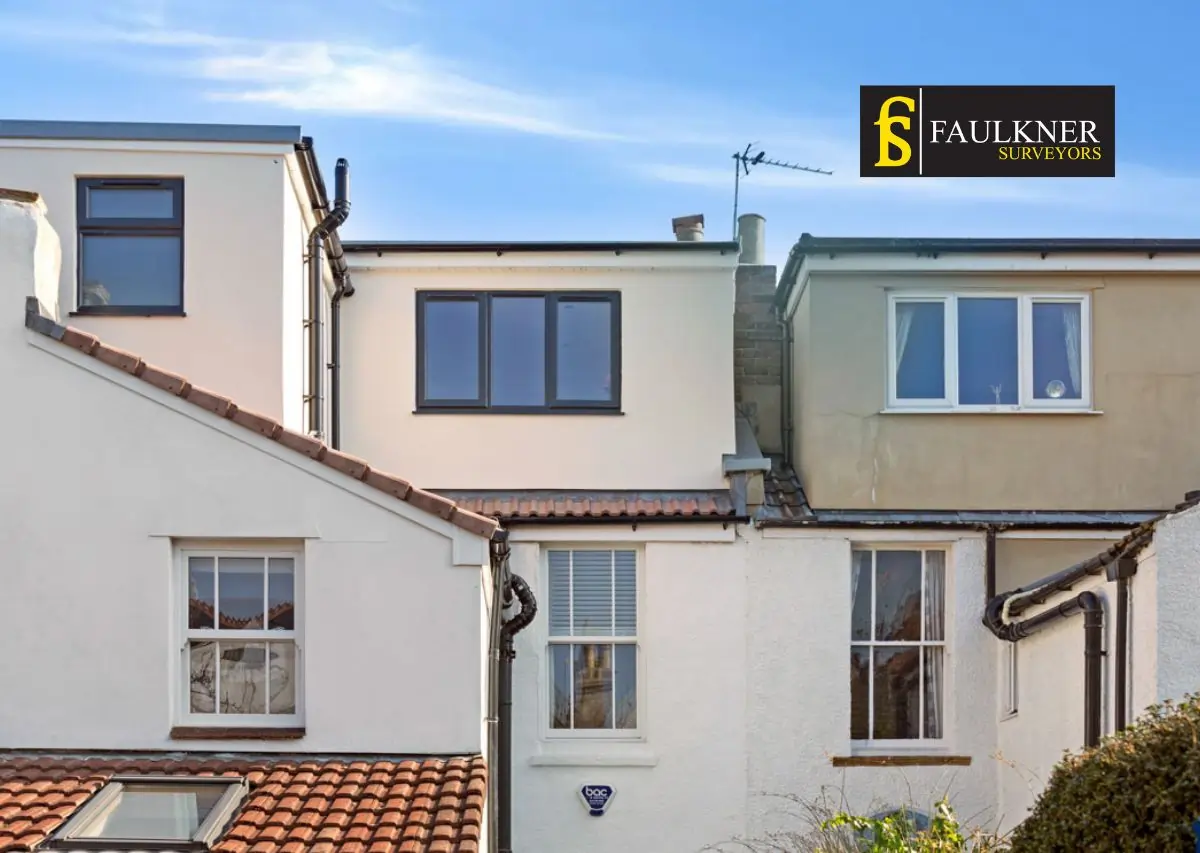 Party Wall Vs Boundary Wall : The Law, The Rights, and Your Options 3 Party Wall Islington : What Should You Do If Your Neighbour Builds Over the Shared Boundary Islington?